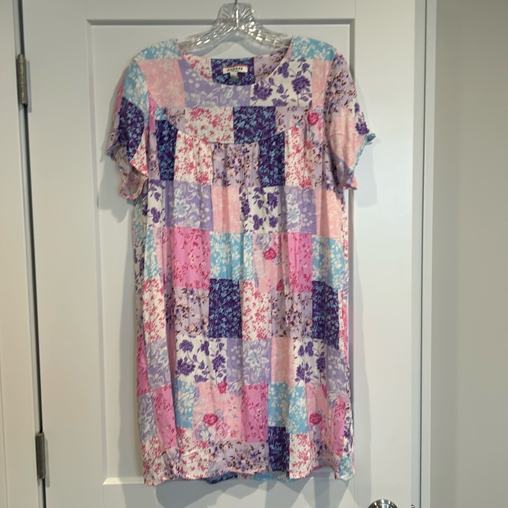 Andree beautiful lined spring plaid dress. Size L